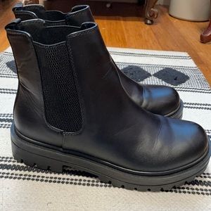 Stretchy slip on booties